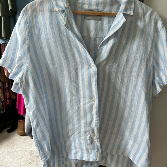 Everlane linen short sleeved notch shirt - Picture 5 of 6